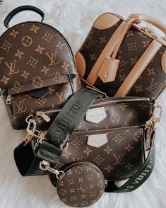 Tas Lv, Sac Louis Vuitton, Cheap Purses, Popular Handbags, Lv Bags, Luxury Purses, Louis Vuitton Wallet, Lv Handbags