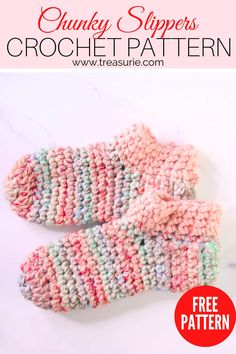 crochet slippers pattern with text overlay that says chunk slippers crochet pattern