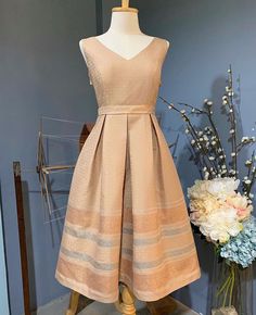 Elegent Dress, Thai Silk Dresses, Thai Fabric, Silk Design, Thai Silk, Silk Dresses, Silk Dress, Elegant Dresses