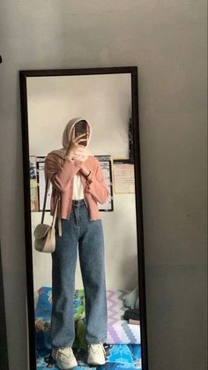 Hijab Jeans, Ootd Jeans, Fashion Muslim, Trending Products, Hijab Tutorial