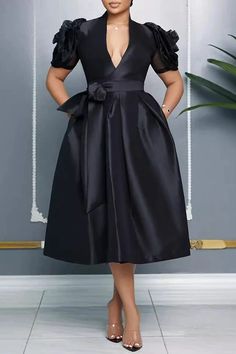 Olivia Mark - Glamorous Party Outfit with Pleats and a Dramatic V Neckline Evening Wear Dresses, Formal Evening Gown, Metallic Jeans, A Line Evening Dress, White Evening Dress, Glamorous Party, 21st Dresses, Black Evening Dresses, Cardigan Sweater Dress