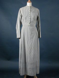 Original Historical Workwear, Ww1 Nurse, Ww1 Uniforms, Worker Uniform, Nurse Dress, Nurse Costume, History Fashion