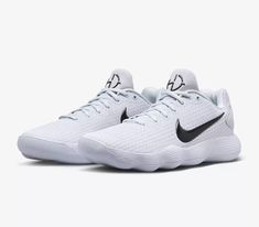 Mens 7.5 Womens 9 No box lid Elevate your game with these Nike Hyperdunk 2017 Low Platinum Grey White Retro sneakers. Designed with a lace-up closure, these shoes provide a secure fit for any occasion, whether it's for activewear or casual wear. The rubber outsole material ensures durability, while the cushioned, comfortable, and breathable features make them ideal for various activities, such as gym and training, track and field, cross training, CrossFit, skateboarding, basketball, wrestling, running, and jogging. These shoes have a low-top shoe shaft style and come in a multicolor pattern with a solid shoes and have a style code of 897663-100. The upper material is synthetic, and the lining material is fabric. These shoes are perfect for men who want to make a statement with their footwe Nike Hyperdunk, Platinum Grey, Black Picture, Retro Sneakers, Track And Field, Cross Training, Top Shoes, Low Top, Grey And White