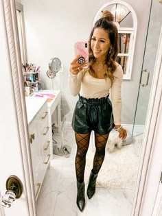 Black Faux Leather Shorts Outfit Summer, Leather Shorts Night Outfit, Leather Shorts Outfit Night, Leather Outfit Night Out, Faux Leather Shorts With Tights, Leather Shorts And Tights, Amazon Leather Shorts, Black Leather Shorts Outfit Fall