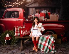 Kate Christmas Gift in Red Car Backdrop for Photography Children Poses, Vintage Truck Christmas, Brick Backdrops, Cloth Backdrop, Christmas Children, Holiday Portraits, Photography Christmas, Christmas Red Truck, Christmas Mini Sessions