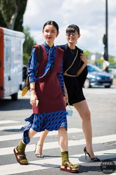 Dress Street Style, Marni Dress, Vintage Street Style, Country Attire, Insta Outfits, Dior Vintage, 2018 Fashion, Street Style Inspiration, Look Vintage