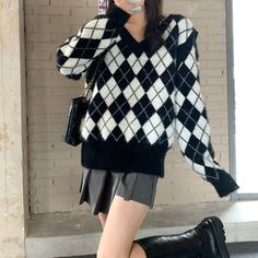 Free Size:Bust: 110cm/ 43.3 in, Length: 66cm/ 26.0 in, Sleeves: 65cm/ 25.6 inMaterial: Cotton, Acrylic Pastel Goth Style, 90s Fashion Summer, Argyle Vest, Preppy Grunge, Artsy Outfit, Pastel Goth Fashion, Goth Style, Argyle Sweater, Stylish Jackets