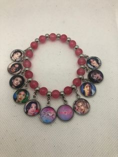 Show your love for kpop idol HYUNJIN !! This bracelet is custom made with glass and stainless steel beads and stainless steel charms 💜.   It fits a 7-8 inch wrist and best of all it comes with a free gift 🎁 Jacksonville Fl, Charm Bracelets, Stainless Steel Bracelet, Kpop Idol, Free Gift, Favorite Jewelry, Free Gifts, Custom Made, Jewelry Bracelets