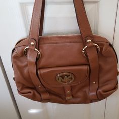 Soft Tan Leather Handbag. Brand New Was Given As A Gift But Didnt Use. Still Has Tag. Lots Of Pockets. Cant Find Dust Bag. Michael Kors Satchel Shoulder Bag For Shopping, Michael Kors Everyday Shoulder Bag With Top Carry Handle, Everyday Michael Kors Shoulder Bag With Top Handle, Michael Kors Shoulder Bag With Top Handle, Michael Kors Crossbody Satchel For Errands, Michael Kors Shoulder Bag With Gold-tone Hardware, Michael Kors Satchel Shoulder Bag With Top Carry Handle, Michael Kors Tote Shoulder Bag With Detachable Strap, Michael Kors Shoulder Bag With Top Carry Handle