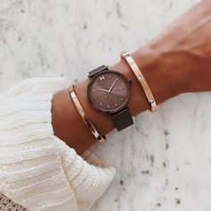 Vibe Watch | MVMT Female Watch, Mvmt Watches, Classic Jewelry Pieces, Fossil Watches Women, Purple Cases, The Dot, Vintage Watches For Men, Classic Watches, Eyewear Womens