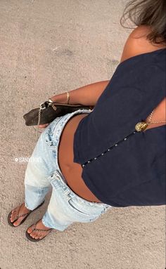 Brown Belt Summer Outfit, Ootd Vacation, Money Lifestyle, Quoi Porter, Italy Rome, Beach Blue