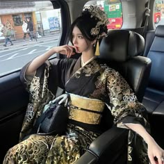 Asian Traditional Clothes, Cultural Clothing, Traditional Japanese Kimono, Japan Outfit, Japan Kimono, Kimono Yukata