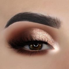 Make Up Diy, Make Up Designs, Make Up Gold, Prom Makeup Looks, Eye Makeup Designs, Simple Eye Makeup, Makijaż Smokey Eye