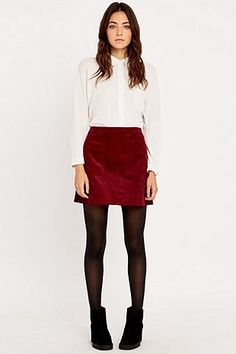 Aline Mini Skirt Outfit, Burgundy Skirt Outfit Fall, Cord Skirt Outfit, Aline Skirt Outfit, Burgundy Skirt Outfit, Corduroy Skirt Outfit, Black Skirt Outfits, Cord Skirt, Burgundy Skirt