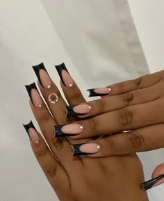 *PLEASE READ* If "Custom" sizing has been chosen, please leave your sizes in the note to seller section before checking out. You can get these nails in any listed shape, any size (extra small, small, medium, large, or custom) and any length (short, medium, long, extra long, and extra extra long). ALL OF MY SETS ARE HAND PAINTED WITH GEL, NOT ACRYLIC. Please note that ACRYLIC can be requested for any set, but will COST MORE than gel. THE MATERIALS LISTED IN EACH LISTING ARE JUST ALL THE MATERIALS Bling Nails Square, Ongles Bling Bling, Press On Nails Black, Black French Tip, Nails Luxury, Black Acrylic Nails, Girly Acrylic Nails, French Tip Acrylic Nails, Short Square Acrylic Nails