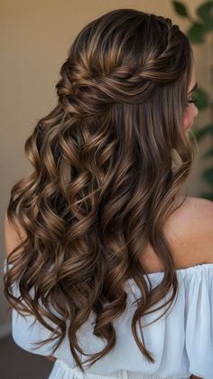 Half Up Half Down Wedding Hair With Volume, Wedding Hairstyles Long Hair With Veil, Bridal Hair Ideas Long Hairstyles, Straight Hair Looks For Prom, Goofy Hairstyles, Pretty Hairstyles For Prom, Big Curls Hairstyles, Formal Hairstyles For Long Hair, Long Brunette Hair