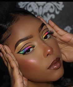 Cinco De Mayo Makeup, Neon Eyeshadow Looks, Rainbow Eye Makeup, Pastel Eyeshadow, Bright Eye Makeup, Bright Lipstick, Carnival Makeup