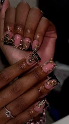 Short Junk Nail Designs Acrylic, Short Gold Acrylic Nails, Hoco Nails Short, Short Prom Nails, Black And Gold Nail Designs, Rich Rich, Acrylic Toe Nails, Black Acrylic Nails