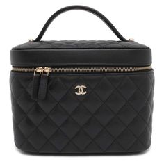 Chanel Vanity Bag Matelasse Coco Mark Caviar Skin Black Chanel Caviar Bag, Chanel Vanity Bag, Chanel Vanity, Vanity Black, Vanity Bag, Bag Chanel, Vanity Case, Chanel Caviar, Chanel Bags