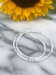 Cute Summer Bracelet Ideas, Summer Necklace Diy, Summer Necklace Ideas, Braided Bracelet Diy, Beaded Jewelry Necklaces, Jewelry Accessories Ideas, Festival Jewelry