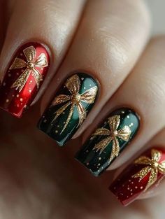 Christmas Ball Nail Art, Christmas Nails Colorful, Nativity Nails Designs, X Mas Nails Design, Christmas Elegant Nails, Christmas Decor Ideas Nails, Christmas Designs Nails, Bible Nails, Music Nails Design