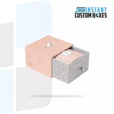 The variety of custom rigid boxes is exceptionally vast at Instant Custom Boxes. Rigid bakery boxes,  cigarette rigid boxes, and candle rigid boxes are just a few examples. You can also go for custom boxes with lids; the choice is limitless! More importantly, we have all the styles, sizes, shapes, and colors. No matter if your products are too huge, we have customized boxes with solid and durable exteriors and interiors for your weighty products!