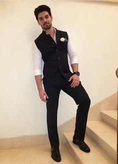 Mens dress Mens Nehru Jacket With Shirt, Formal Kurta For Men, Reception Wear For Men, Formals With Nehru Jacket, Indian Formal Wear Men, Man Dressing Style Wedding, Black Nehru Jacket Outfit For Men, Men Nehru Jacket Outfit, Summer Wedding Outfits Indian Men