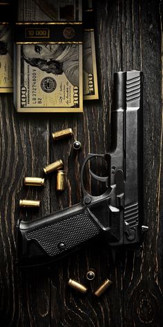 Narcos Wallpaper, 1920s Wallpaper, Dollars Money Wallpaper, Mafia Wallpaper, Iphone Upgrade, Money Wallpaper Iphone, Iphone Wallpaper Stills, Movie Wall Art, Crazy Wallpaper