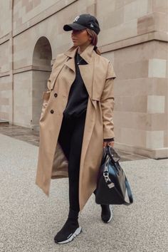 Shop Faux Leather Trench Coat and other curated products on LTK, the easiest way to shop everything from your favorite creators. Trench Coats Women Street Chic, Beige Trench Coat Outfit Street Style, Beth Bartram, Trench Coat Street Style, Coat Outfit Casual, Khaki Trench Coat