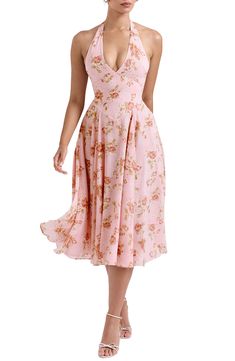 Get ready for garden-party season in a dreamy georgette sundress blooming with a stunning floral print and cut with a back-exposing halter neck. Exclusive retailer Hidden back-zip closure Halter neck Sleeveless, with cutaway shoulders Lined 100% polyester Dry clean Imported Head Turning Dress, Halter Sundress, Style Feminine, Duchess Satin, Midi Sundress, Pink Floral Dress, Pretty Prints, Satin Midi Dress, House Of Cb