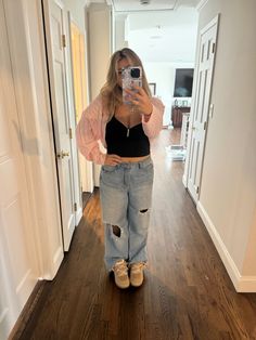 Jeans, pink cardigan, ugg sneakers, fall, outfit Ugh Lowmel Sneaker Outfit, Ugg Sneakers Outfit, Ugg Sneakers, Pink Cardigan, Sneakers Outfit, Fall Outfits, Sneakers, Fashion Trends, Pink