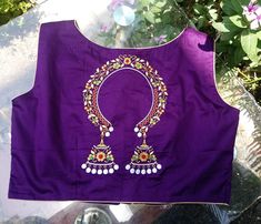 Blouse Back Neck Painting Designs, Diy Blouse Work Designs, A Art Studio Blouse Designs, Fabric Painting On Clothes Blouse, Painted Blouse Designs, Painting Blouse Designs, Hand Painted Blouse Designs, Designs Blouse