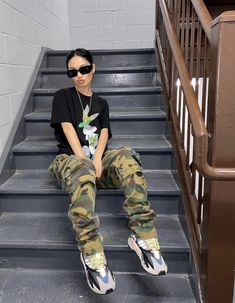 Jenny Lin, Pant Outfits For Women, Camo Pants Outfit, Streetwear Fits, Tomboy Outfits, Outfit Trends, Camo Pants