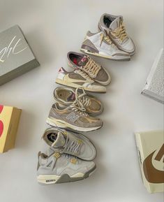 Bapesta Sneakers Aesthetic, Off White Dunks Aesthetic, Travis Scott Shoes Aesthetic, Bape Jacket, Travis Scott Jordan 1, Sneaker Website, Jordan 4 Red, Sneakers Wallpaper, Spring Sneakers