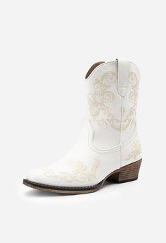 Retro Square Toe Vegan Leather Upper with Vintage Engraved Patterns Convenient Side Zipper Heel Height: 1.38 inches Versatile Style Low Chunky Heels, Cowgirl Ankle Boots, Short Booties, Cowboy Ankle Boots, Modern Cowgirl, Classic Cowboy, Fashion Shoes Boots, Booties Shoes, Western Ankle Boots