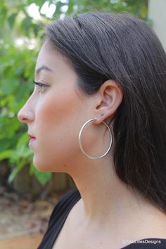 Nickel-free Metal Hoop Earrings For Festival, Hypoallergenic Silver Hoop Earrings In Brass, Nickel-free Sterling Silver Hoop Earrings, Hoop Earrings Aesthetic, Festival Nickel-free Gold Hoop Earrings, Earrings Silver Hoops, Hoop Jewelry, Simple Silver Earrings, Hoop Earrings Large