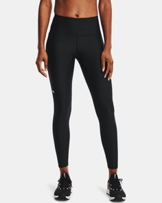 HeatGear® is our original performance baselayer—the one you put on first and take off last. So we made it extra comfortable by wicking sweat and stretching so you can move no matter what. Squats And Lunges, Sport Basketball, Women Leggings, Sport Bra Top, Fitness Wear, High Rise Leggings, Under Armour Women, High Waisted Leggings, Bra Tops