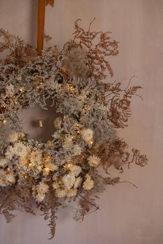 Dried Wreath, Asparagus Fern, Grass Flower, Everlasting Flowers, Flower Vase Arrangements, Vase Arrangements, Christmas Shop, Cow Bell, Dried Floral