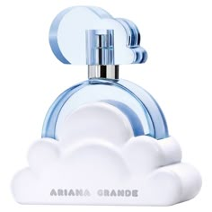 Ariana Grande Cloud Eau de Parfum is an uplifting fragrance. Inspiring. Dreamy. Playful. Ariana Grande’s fragrance CLOUD is the uplifting scent that imbues a thoughtful, artistic expression of positivity and happiness from Ariana to her fans.This addictive scent opens with a dreamy blend of alluring lavender blossom, forbidden juicy pear and mouthwatering bergamot. The heart of the fragrance is a whipped touch of crème de coconut, indulgent praline and exotic, vanilla orchid. Sensual musks and c Ariana Grande Parfum, Koleksi Parfum, Ariana Perfume, Ariana Grande Fragrance, Ariana Grande Perfume, Ariana Grande Outfits, Sweet Like Candy, The Perfume, Perfume Lover