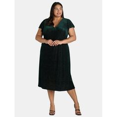 Make an entrance in this Womens Plus Size Velvet Flutter Sleeve Maxi Dress from Terra & Sky and watch the heads turn! This gorgeous stretch burnout velvet midi stuns with its fit and flare bodice, V-neck front and back and short flutter sleeves. An easy and comfortable pullover dress with elastic waistband that moves from work to weekend with ease, pair it with your go-to boots or your favorite heels (or flats) and a clutch bag to complete your look. Exclusively at Walmart. Size: 5X.  Color: Gre Criss Cross Dress, Plus Size Summer Dresses, Sky Black, Burnout Velvet, Loose Maxi Dress, Dress Flowy, Crewneck Dress, Tie Dye Dress, Flutter Sleeve Dress