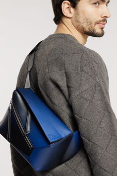 INFUSE YOUR STYLE WITH THE SOPHISTICATION of Bottega Veneta's Crewneck Sweater and the bold statement of a Loewe Bag. 
This duo brings together the comfort of premium wool and the sleek design of luxury leather for the modern man. Embrace the season with these essential pieces. 
Shop the look and transform your wardrobe today on Italist.com!
Tap the link to shop.

.
.
.
#italist #italistsale #italistdoesitbetter
#BottegaVeneta #Loewe Investment Bags, Loewe Bag, Officine Creative, Shop The Look, Sweater Sleeves, Modern Man, Crewneck Sweater