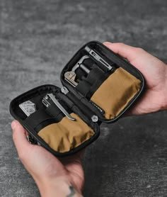 Neatly organize your essentials with this versatile pouch. Personalize your HUB Pouch with the front hook & loop and attach any patch to make it uniquely your own. This small soft-shell pouch is the perfect storage solution for electronics, torches, tools, or anything else you may need on your next adventure. The interior features 6 internal pockets designed to hold all of those smaller items and an external pocket for coins, SD cards, etc., to keep you organized. NEW Slate Grey: X-PAC® VX21 fab Tool Box Organization Ideas, Box Organization, Edc Pouch, Edc Essentials, Tech Bag, Tool Box Organization, Animals Amazing, Sailing Outfit, Edc Tools