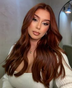 Hair Color For Light Skin Mexican, Dark Copper Blonde Hair, Auburn Hair Pale Skin, Brown Skin Red Hair, Deep Copper Hair Color, Copper Hair On Latinas, Brown Cinnamon Hair Color, Dark Orange Hair, Hair Color For Tan Skin