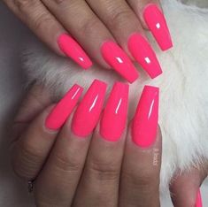 Neon Pink Nail Polish, Bright Pink Nails, Pink Nail Art Designs, Neon Acrylic Nails, Pink Nail Art, Pearl Nails, Pink Nail Polish