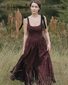 Mirabelle Dress in Dark Red Floral – Of Her Own Kind Dark Sundress, Dark Cottagecore Fashion, Fantasy Fits, Mom Inspo, Dramatic Romantic, Structured Corset, Summer Ties, Special Dress, Cottagecore Outfits