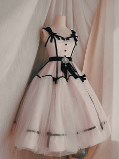 Pink Birthday Dress, Gaun Abad Pertengahan, Long Ball Gown, Tulle Party Dress, Ball Gown Dress, Dress Layered, 파티 드레스, Satin Tulle