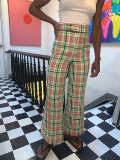 "Size Flat: (best fits XS) Waist: 12\" Hips: 15\" Inseam: 28\" Leg Opening: 11\" Made in USA Brand: Garland Tag: 7/8 Dry Clean Only MESSAGE ME WITH ANY QUESTIONS!! XOXO" Fitted Plaid Cotton Pants, Retro High Rise Stretch Pants, Retro Stretch High Rise Pants, Retro High-rise Stretch Pants, Retro Fitted Wide Leg Pants For Fall, Plaid Trousers For Spring, Retro High Rise Pants For Summer, Trendy Fitted Plaid Bottoms, Spring Plaid Wide Leg Pants