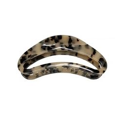 Leopard Print Large Hair Clips Claws Temperament Elegant Shark Clip Clamp Hairpin Accessories for Women Girls Specification: Name: Leopard Print Large Hair Clips Material: Acetic Acid Pattern: Leopard Print Size: One Size Package Contents 1 x Hair Clip Note: 1. Please kindly allow a 2-3% difference according to manual measurement. 2. Please note that a slight color difference should be acceptable due to the light and screen. Thanks. Promise If the product has any quality problems, please tell us Large Hair Clips, Hairpin Accessories, Shark Clip, Acetic Acid, Claw Clip, Accessories For Women, Cloth Bags, Hair Clip, Hair Pins