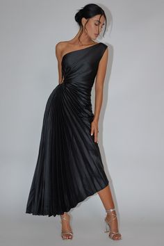 Brooklynn One-Shoulder Accordion Pleat Black by Selfie Leslie New Years Formal Dress, Asymmetrical Black Dress, Gala Event, Pleat Dress, Tie Up Heels, Irregular Hem, Black Midi, Maxi Dress Blue, Dress Material