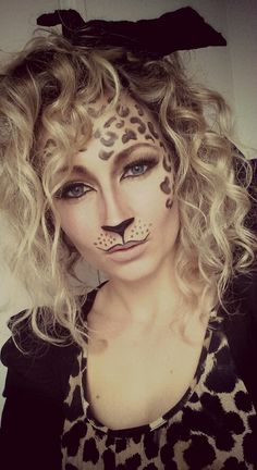 Carnaval Outfit, Animal Makeup, Cool Halloween Makeup, Halloween Makeup Inspiration, Theatrical Makeup, Photography Inspiration Portrait, Facepaint, Halloween Animals